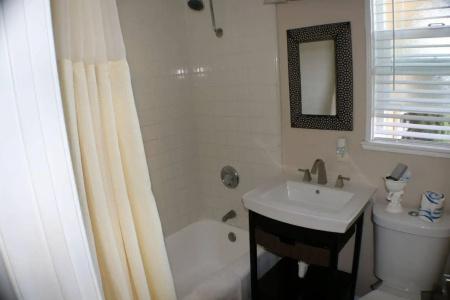 Seaside Laguna Inn & Suites - 16
