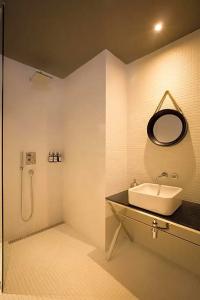 Trang Blue - 51
