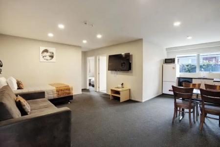 Ellerslie Palms - 42