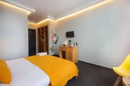 Beehive - 15