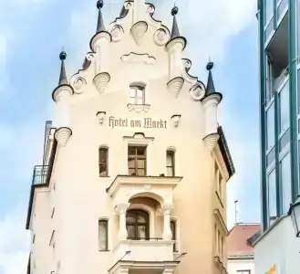 Am Markt - 50