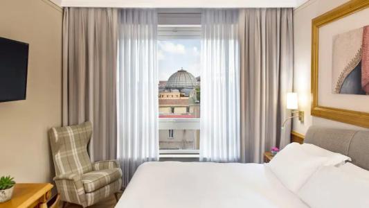Renaissance Naples Mediterraneo - 68