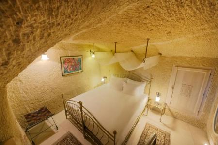 Tafoni Houses Cave - 43