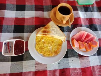 Ayu Beach Inn - 12
