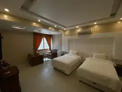 Danat Al Khaleej - 21