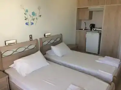 Isidora - 35