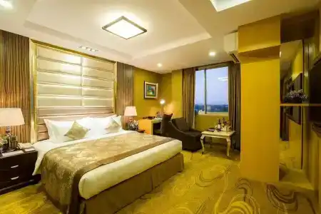 Best Western Chinatown - 135