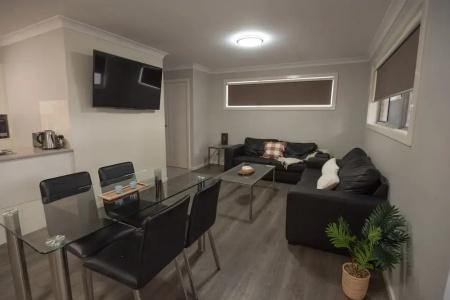 Cardiff Executive - 57