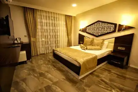 Venus Suite - 21