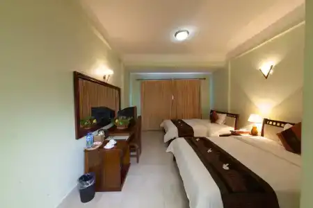 Parklane - 23