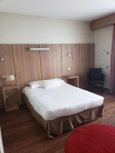 Kyriad Tours Centre - 84