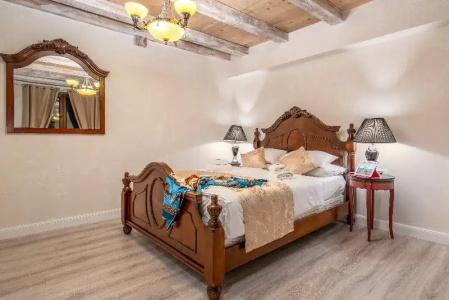 Heritage Palace Varos - Mag Quaint & Elegant Boutiques - 101