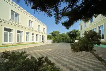 Парк-отель DeLore - 1