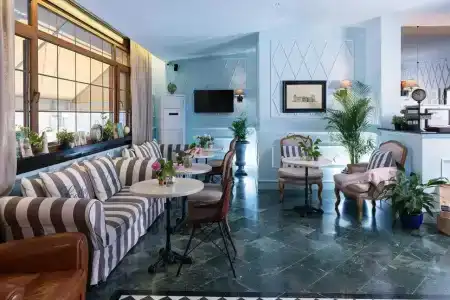 Areela Boutique - 9