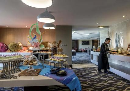 Novotel Yangon Max - 12