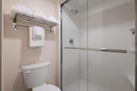 Quality Inn West End - 8