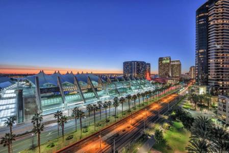 Hilton San Diego Gaslamp Quarter - 16