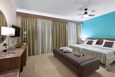 Aldemar Royal Mare - 4