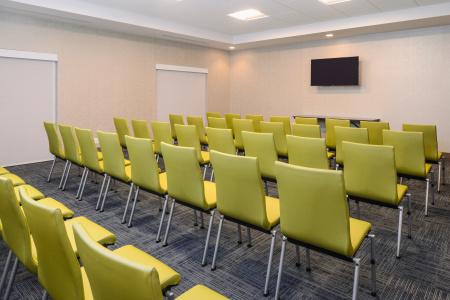 Holiday Inn Express & Suites - St. Petersburg - Madeira Beach, an IHG - 20