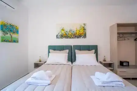 Serenity Luxe Suites - 18
