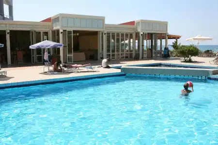 Kathrin Beach - 17