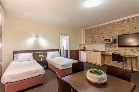 Highlander Motor Inn - 43