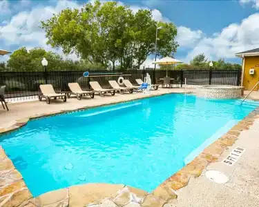Sleep Inn and Suites - 8