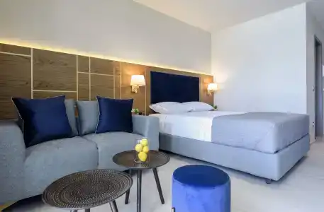 Serenity Suites - 101