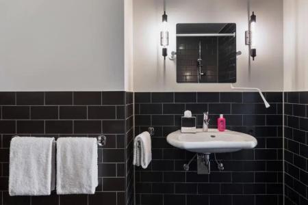 Moxy Frankfurt Airport Kelsterbach - 59