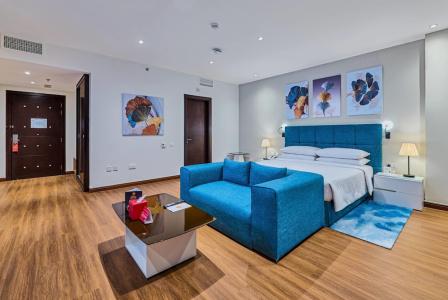 Ramada and Suites by Wyndham Dubai JBR - 30