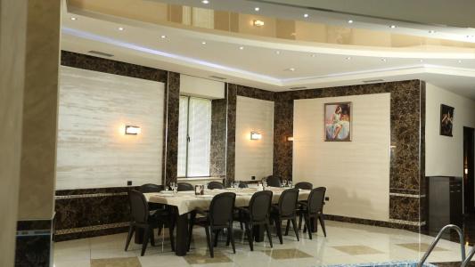 Avan Plaza - 21