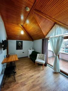 Blueway Residence - 80