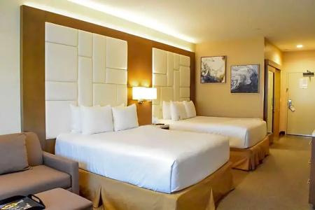 Wyndham Anaheim - 53