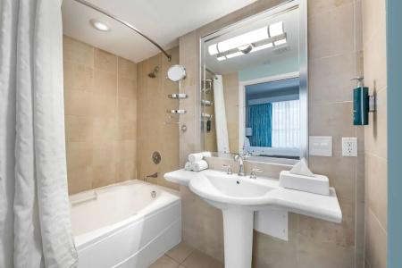 Crescent Resort On South Beach By Diamond Resorts - 9