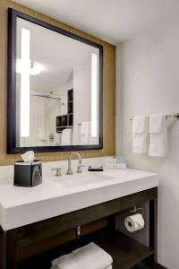 Hampton Inn Brooklyn Downtown - 33
