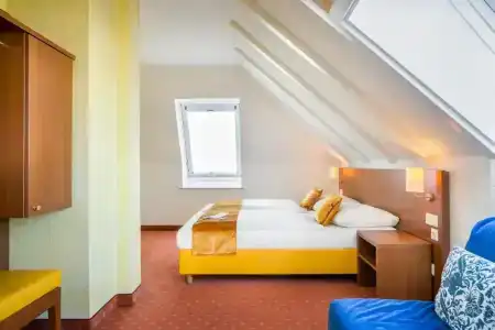 Novum Rega Stuttgart - 70