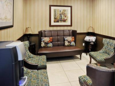 Pointe Plaza - 11