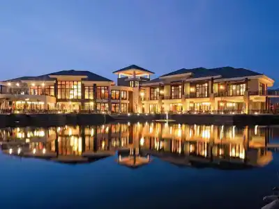 Grand Metropark Villa Resort Sanya Yalong Bay - 40