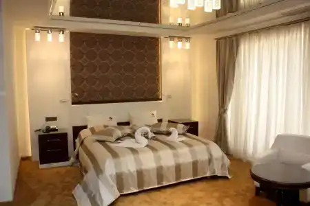 De Luxe - 2