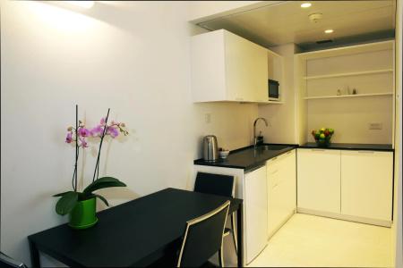 Best Western Regency Suites - 29