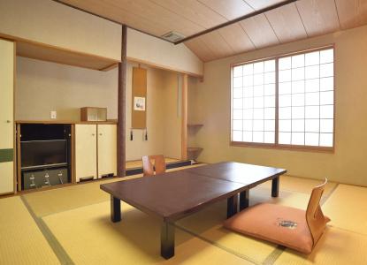 Taisenkaku - 33