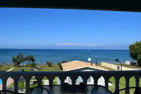 s&c Kosmos Beach Resort - 28