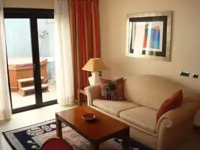 Villa Vik - Boutique - 53