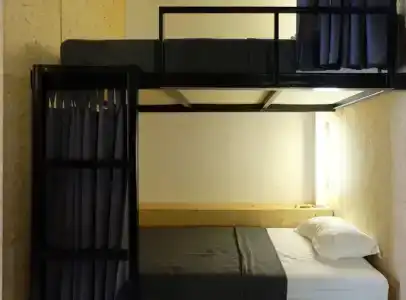 Hugger Guest House - 3