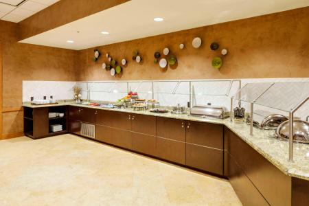 Courtyard by Marriott Boston Logan Airport - 21