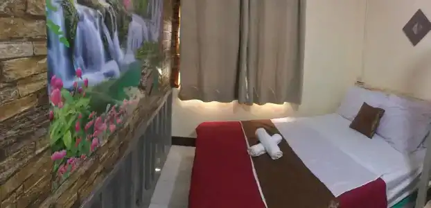 Hostel 24 - 29