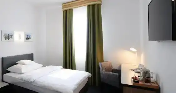 Best Western Airport Stella - 77