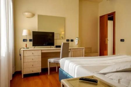 Best Western Globus - 40