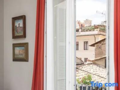 The Roman Empire Guesthouse - 157