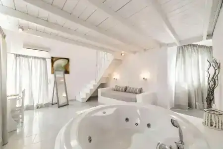 Artemis Suites - 45